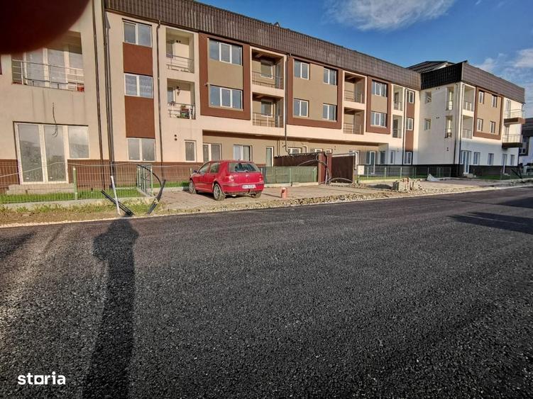 Apartament cu 7 camere în Tractorul