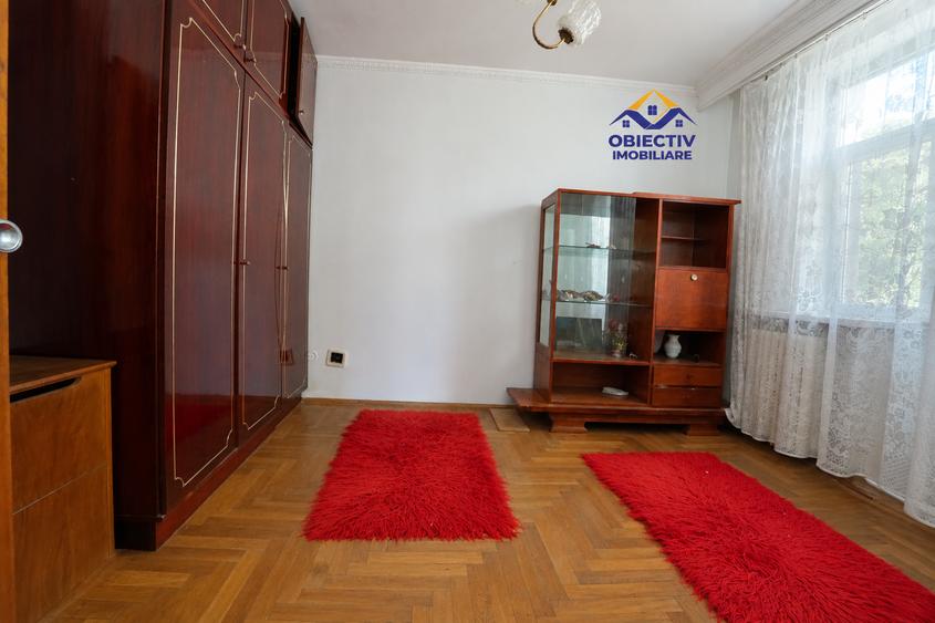 Apartament cu 3 camere decomandat în Central
