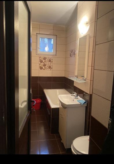 Apartament cu 2 camere nedecomandat în Central
