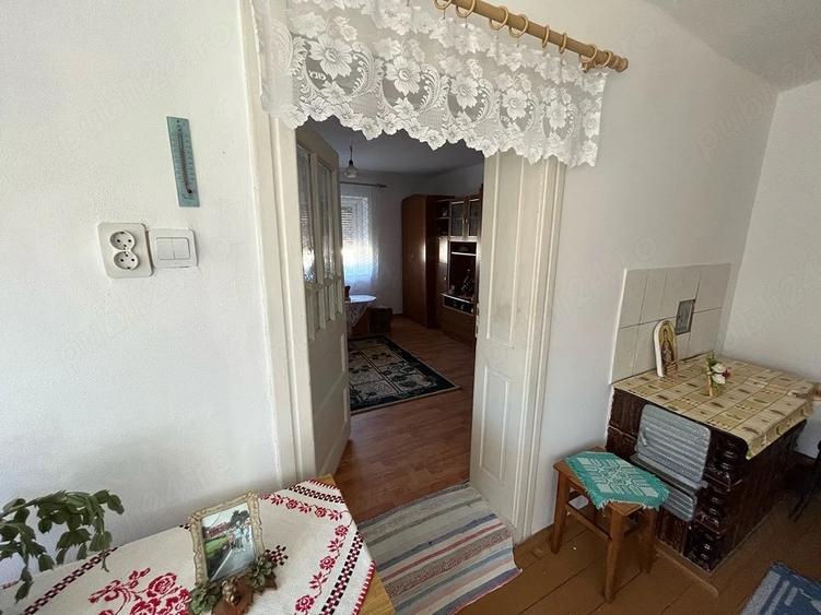 Casă cu 3 camere cu Teren 950 Mp în Borumlaca