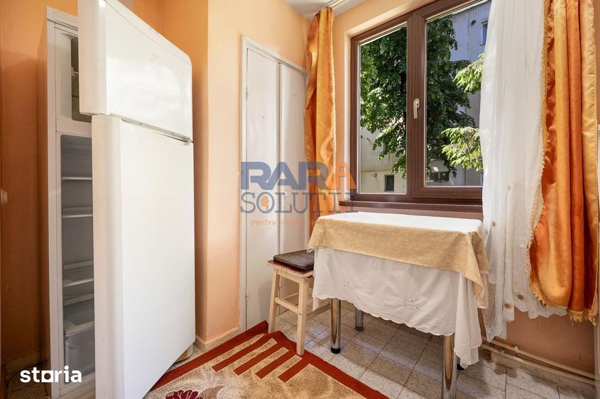 Apartament cu 2 camere decomandat în Central