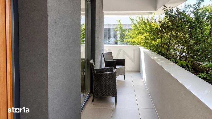 Apartament cu 3 camere decomandat în Gara de Nord