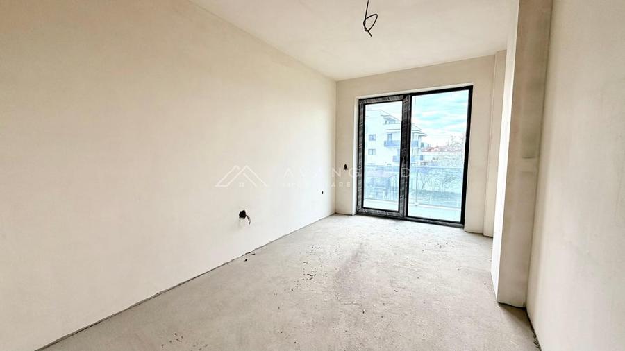 Apartament 3 camere, CF disponibil, 2 balcoane, bloc nou - 8