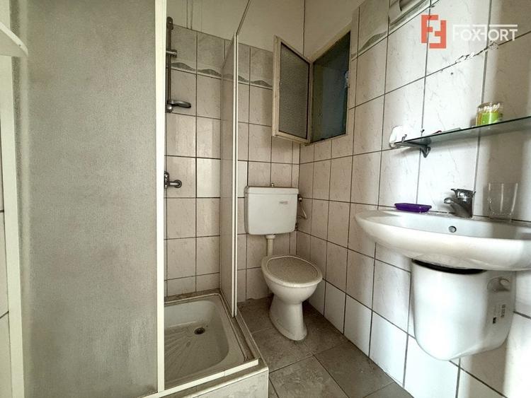 Apartament cu 5 camere decomandat în Elisabetin