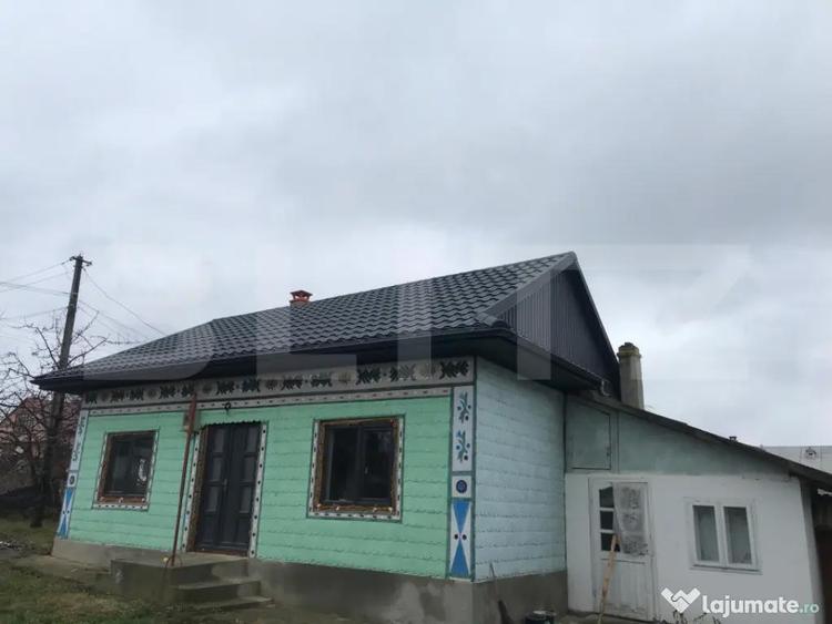 Casă cu 3 camere cu Teren 3400 Mp în Central