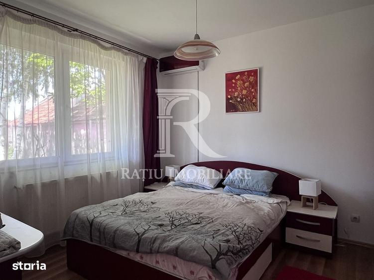 Casă cu 4 camere în Sântandrei