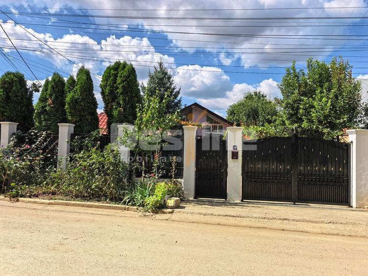 Casă individuală cu 5 camere cu Canalizare în Ciurea