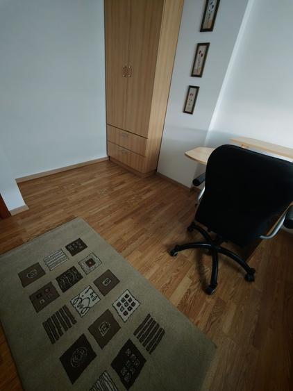Apartament cu 3 camere decomandat, mobilat în Parcul Circului