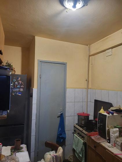Vanzare ap 2 camere decomandat Eroii Revolutiei langa parc tineretului,Carol - 4