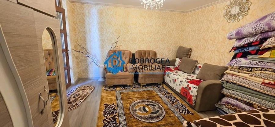 Casă cu 4 camere cu Teren 228 Mp în Păcii