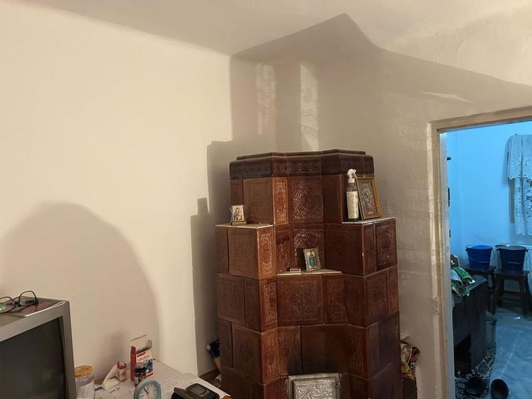 Casă cu 4 camere în Secăria
