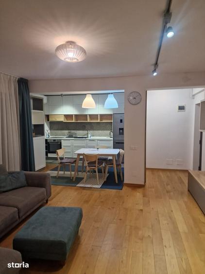 Apartament cu 3 camere în Bună Ziua