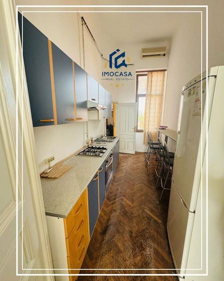 Apartament cu 4 camere semidecomandat, mobilat în Central