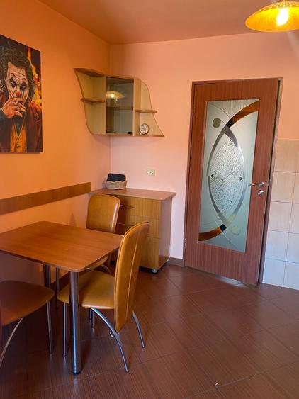 Apartament cu 3 camere mobilat si utilat, zona semicentrala - 9