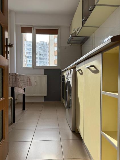 Apartament cu 2 camere semidecomandat în Câmpia Libertății