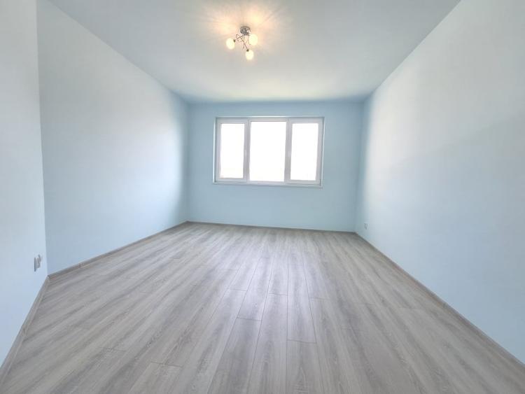 Apartament cu 3 camere, 86 mp, parcare, zona BMW - 4