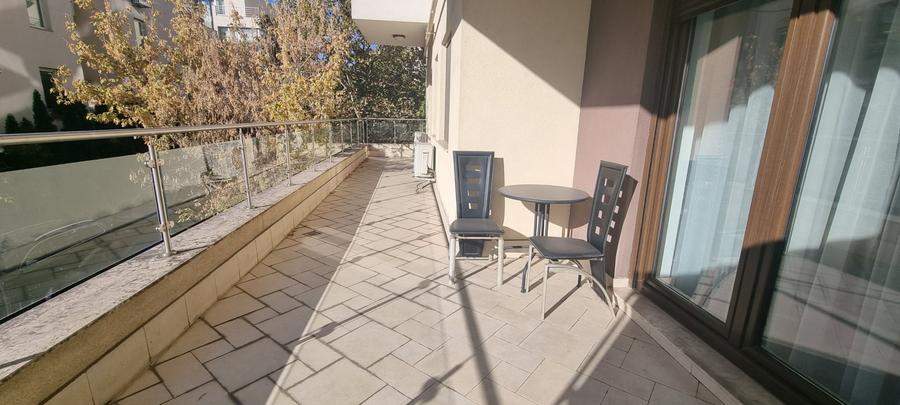 Apartament cu 3 camere decomandat în Herăstrău