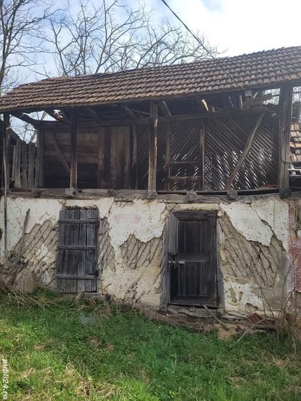 Casă cu 3 camere în Greci