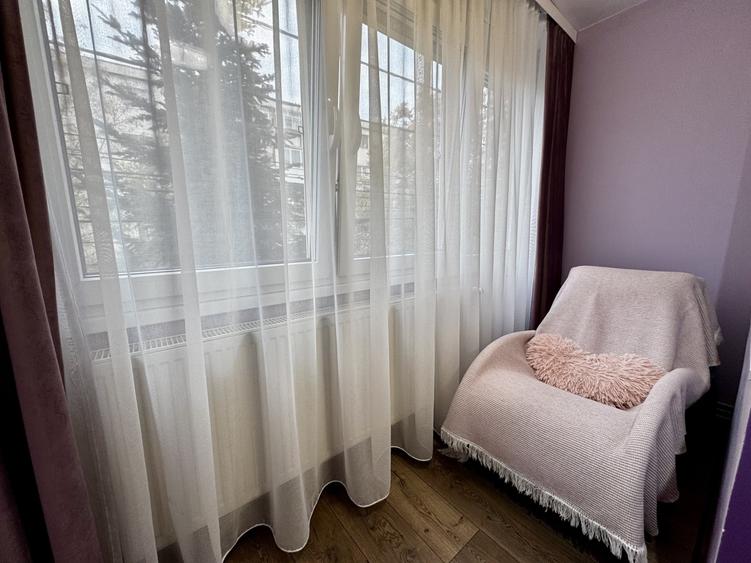 Apartament cu 4 camere decomandat, mobilat în Lipovei