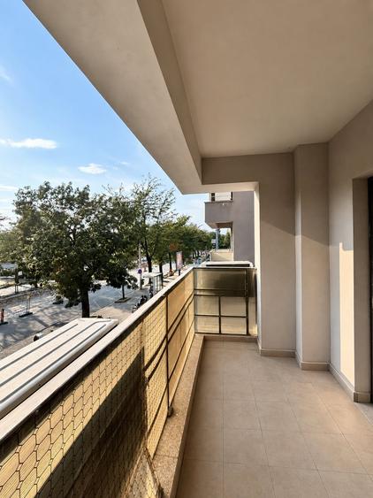 Apartament cu 3 camere decomandat, mobilat în Jiului