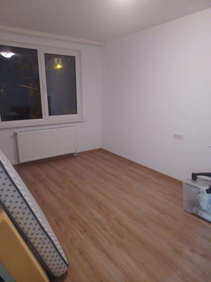Apartament cu 2 camere decomandat în Precista