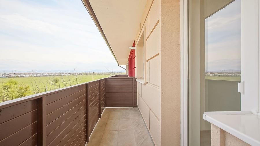 Apartament cu 3 camere decomandat în Sânpetru