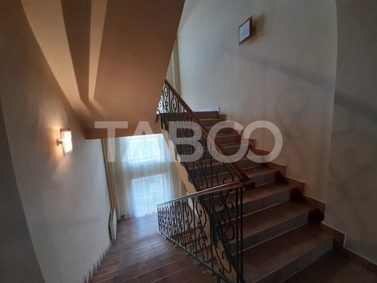 Spațiu comercial, de 2,300 mp, în Turnișor