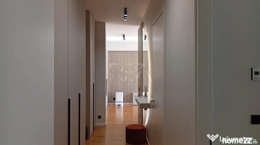 Apartament cu 3 camere decomandat în Domenii