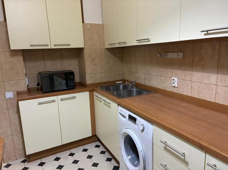 Casă individuală cu 5 camere cu Teren 125 Mp în Turda