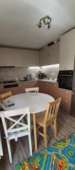 Casă cu 3 camere în Valea Adâncă