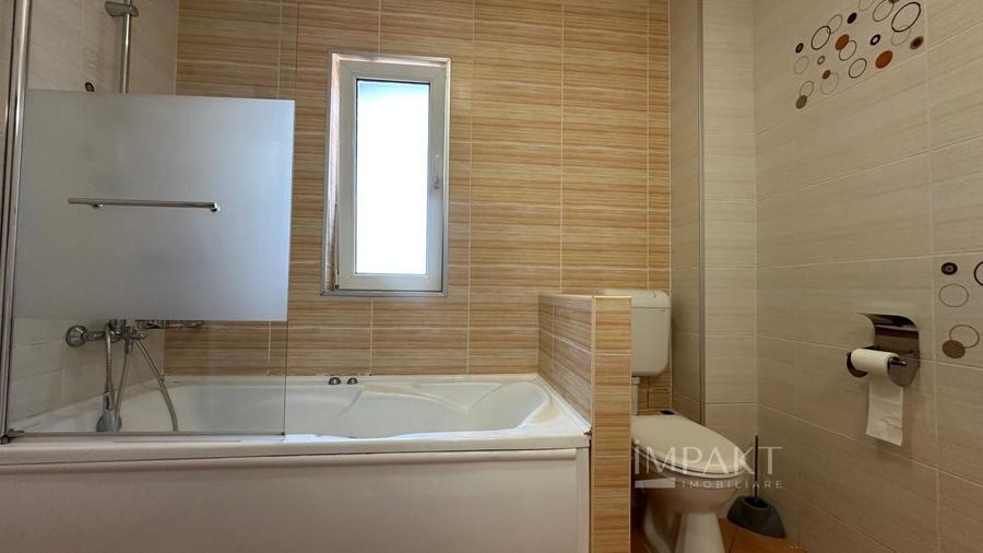 Apartament cu 4 camere semidecomandat, mobilat în Bună Ziua