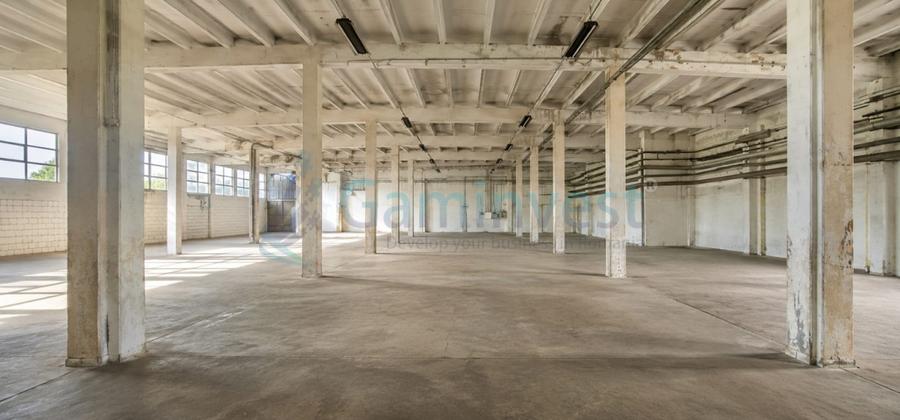 Spațiu industrial, de 740 mp, în Centura