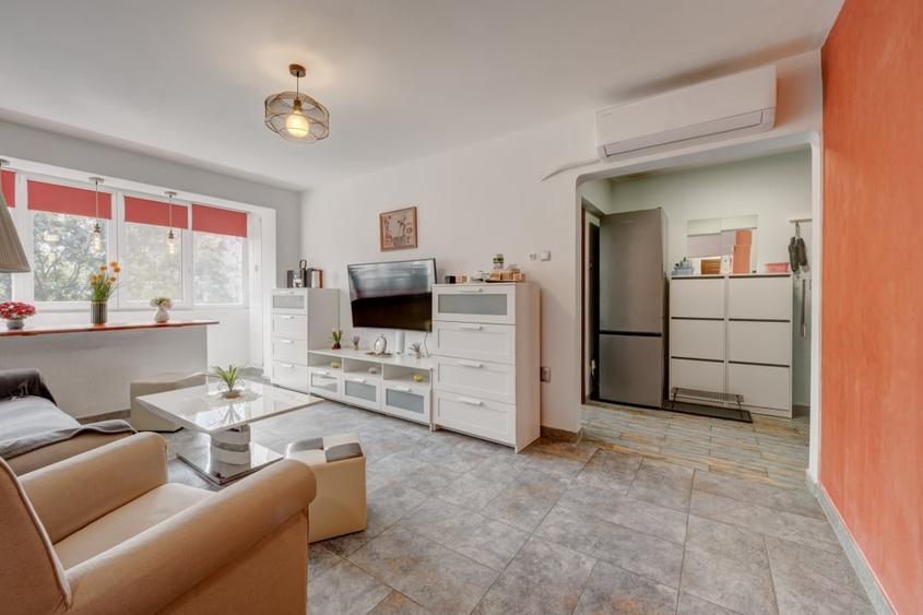 Apartament cu 2 camere semidecomandat, mobilat în Ștefan cel Mare