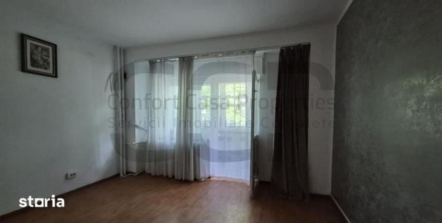 Apartament cu 3 camere decomandat în Decebal