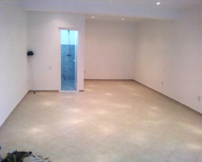 Casă cu 3 camere cu Teren 15 Mp în Central