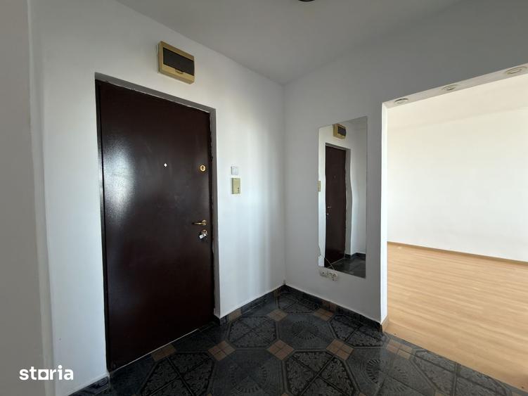 Apartament cu 3 camere decomandat în Șagului
