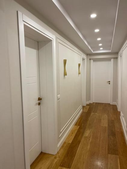 Apartament cu 5 camere decomandat, mobilat în Est