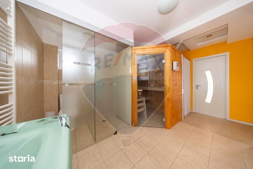 Spațiu comercial, de 210 mp, în Sânpetru