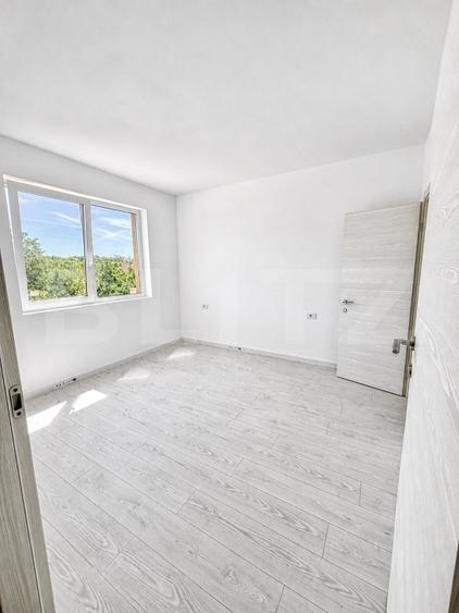 Apartament cu 3 camere decomandat în Giroc