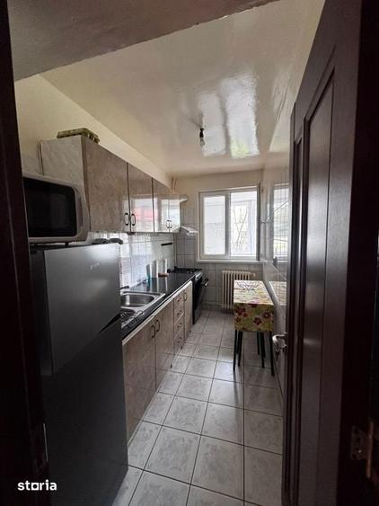 Apartament cu 2 camere semidecomandat în Giulești