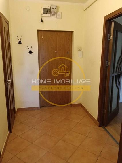 Apartament cu 2 camere semidecomandat, mobilat în Central