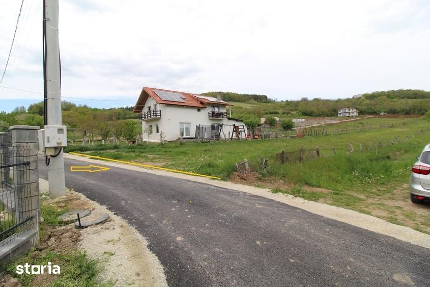 Teren de 2400 mp, în Central
