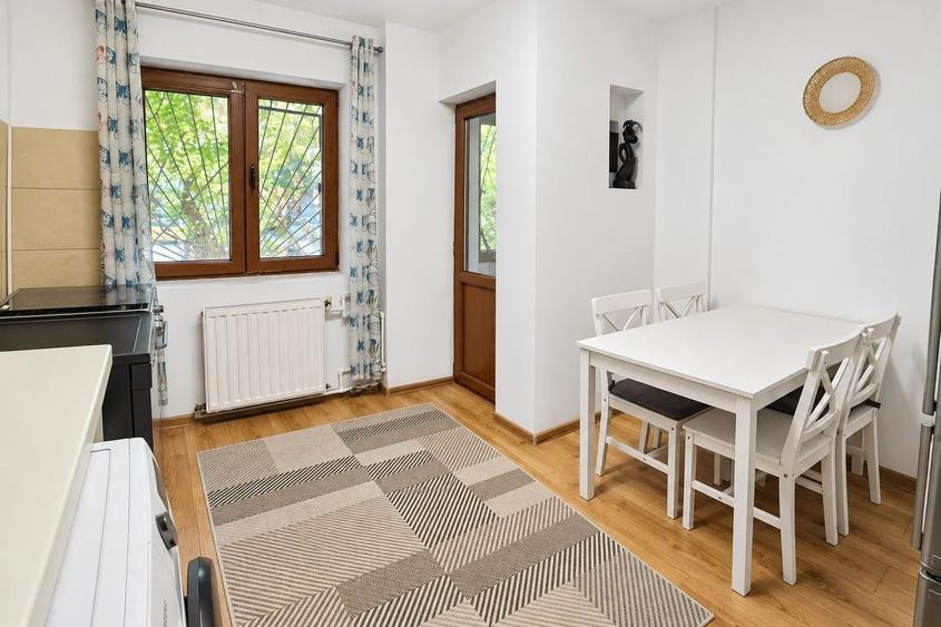 Apartament cu 2 camere decomandat, mobilat în 13 Septembrie