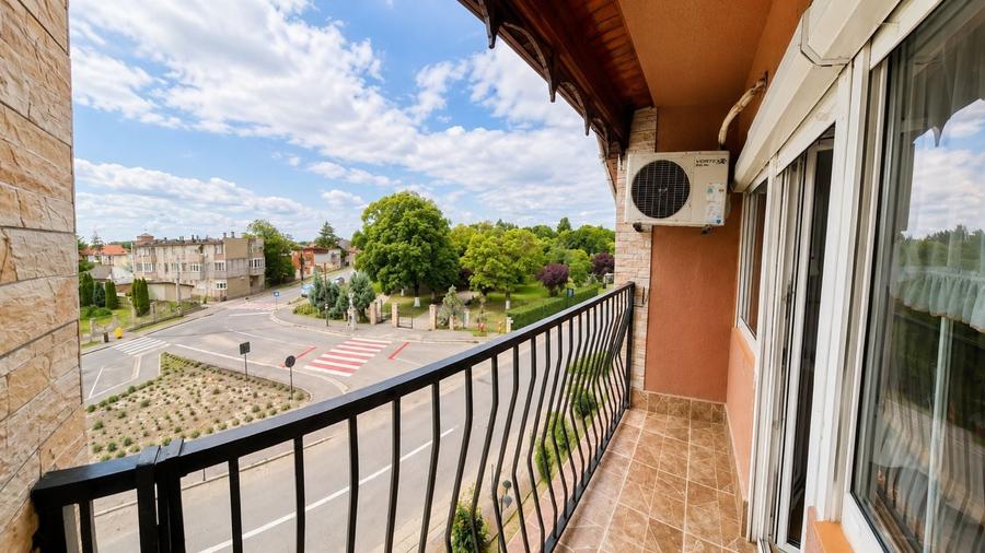 Spațiu comercial, de 398 mp, în Central