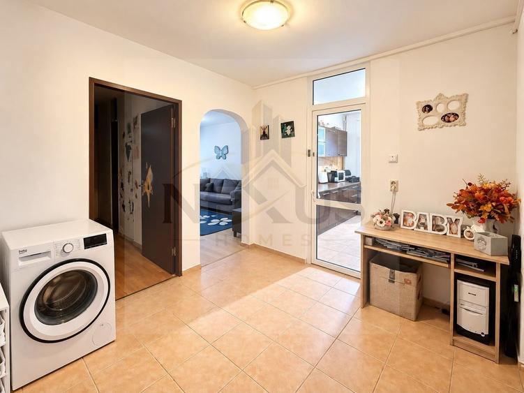 Apartament cu 4 camere semidecomandat, mobilat în Brâncoveanu