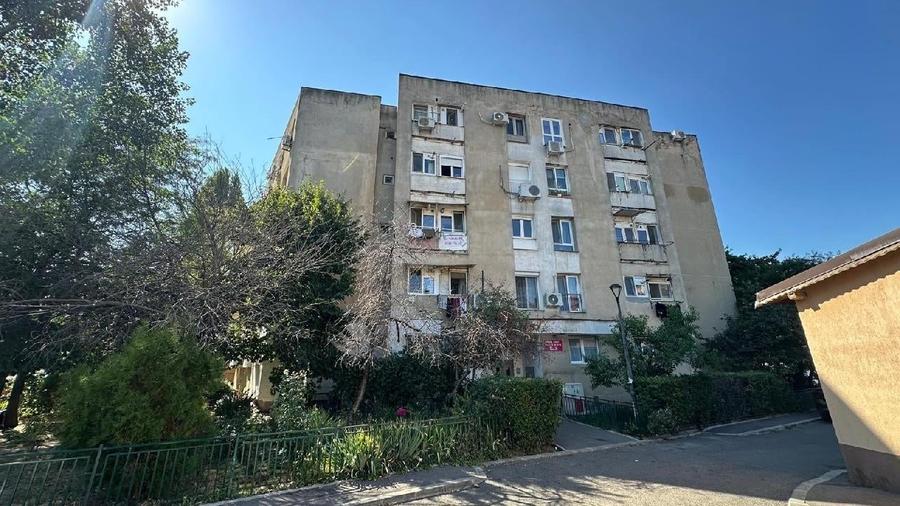 Garsonieră decomandată în Drumul Taberei