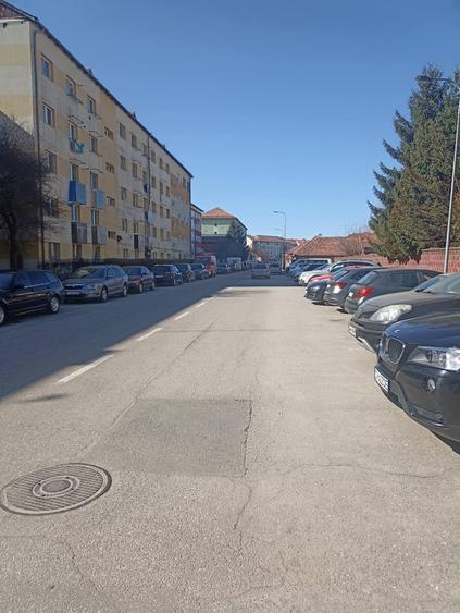 Garsonieră nedecomandată, mobilată în Lenin