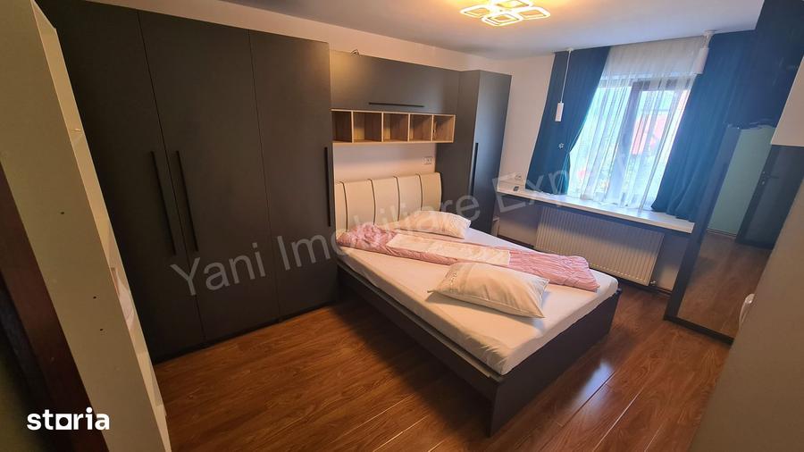Casă cu 4 camere cu Teren 50 Mp în Central
