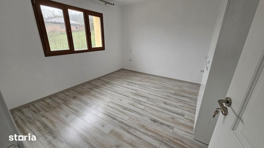 Apartament cu 2 camere în Bucium