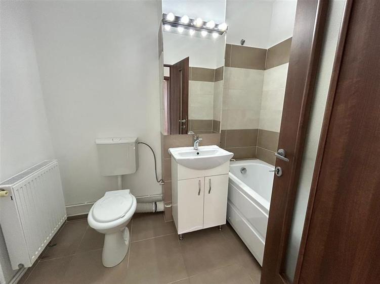 Oportunitate de investitie, garsoniera decomandata, Bld Vlahuta -Gemenii - 11
